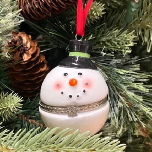 Snowman Pillbox Ornaments - Picture 3 of 6